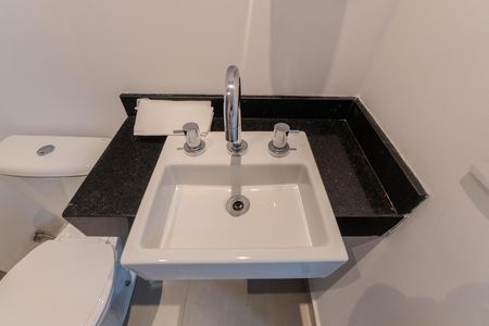 Studio para alugar com 24m², 1 quarto e sem vaga Studio para alugar com 24m², 1 quarto e sem vagaBanheiro