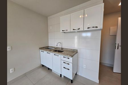 Cozinha de apartamento para alugar com 1 quarto, 37m² em Posse, Nova Iguaçu