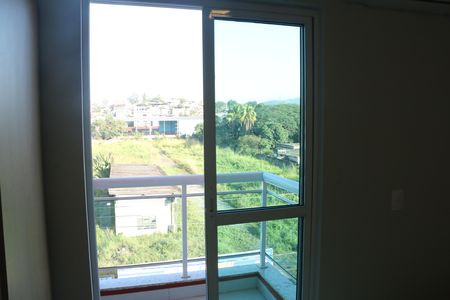 Varanda de kitnet/studio para alugar com 1 quarto, 18m² em Posse, Nova Iguaçu
