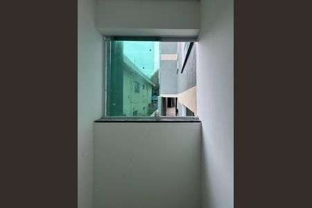 Closet da suíte de apartamento para alugar com 1 quarto, 54m² em Jardim Silvina, São Bernardo do Campo