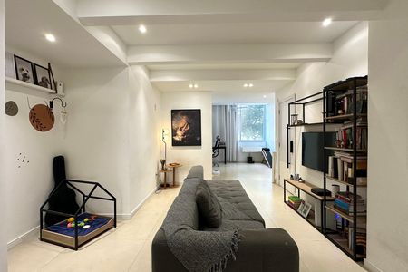 Apartamento à venda com 116m², 2 quartos e 1 vaga