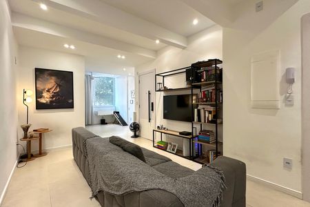 Apartamento à venda com 116m², 2 quartos e 1 vaga