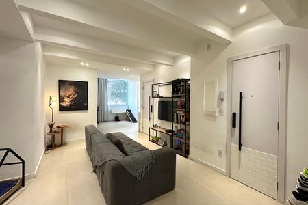 Apartamento à venda com 116m², 2 quartos e 1 vaga