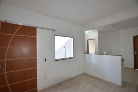 Sala/Quarto de casa para alugar com 1 quarto, 38m² em Osvaldo Cruz, Rio de Janeiro