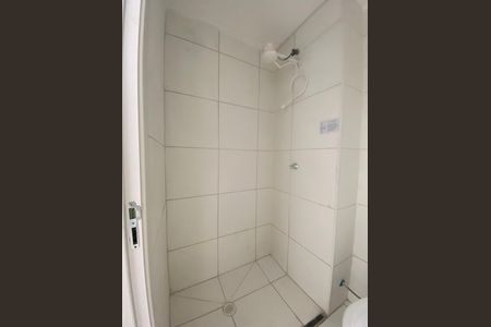 Banheiro de apartamento para alugar com 2 quartos, 34m² em Vila Lobos, São Paulo