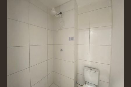 Banheiro  de apartamento para alugar com 2 quartos, 34m² em Vila Lobos, São Paulo