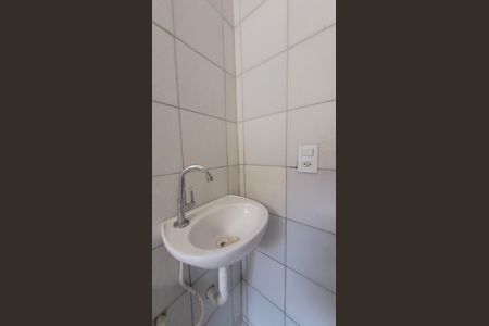 Banheiro de casa para alugar com 1 quarto, 45m² em Osvaldo Cruz, Rio de Janeiro