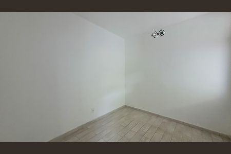 Quarto de casa para alugar com 1 quarto, 45m² em Osvaldo Cruz, Rio de Janeiro