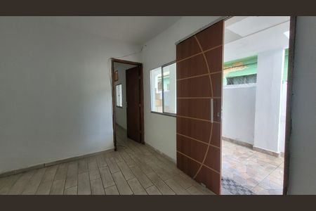 Casa para alugar com 45m², 1 quarto e sem vaga Casa para alugar com 45m², 1 quarto e sem vagaSala e Cozinha