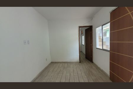 Casa para alugar com 1 quarto, 45m² em Osvaldo Cruz, Rio de Janeiro