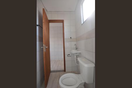 Casa para alugar com 60m², 1 quarto e sem vagaBanheiro
