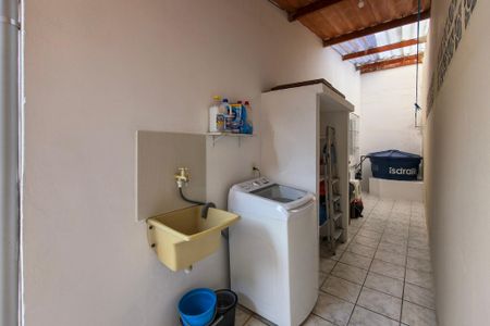 Casa para alugar com 120m², 2 quartos e 3 vagas Casa para alugar com 120m², 2 quartos e 3 vagasÁrea de Serviço