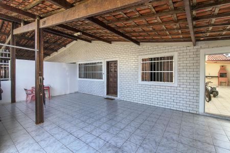 Casa para alugar com 120m², 2 quartos e 3 vagas Casa para alugar com 120m², 2 quartos e 3 vagasGaragem
