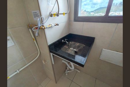 Apartamento à venda com 50m², 2 quartos e sem vaga Apartamento à venda com 50m², 2 quartos e sem vagaCozinha e Área de Serviço