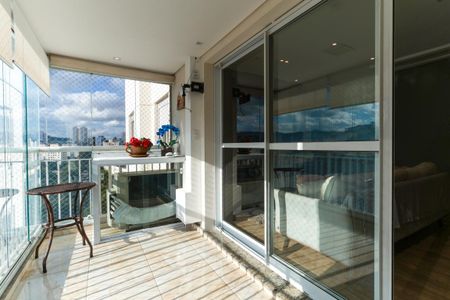 Apartamento à venda com 89m², 3 quartos e 2 vagas Apartamento à venda com 89m², 3 quartos e 2 vagasVaranda gourmet