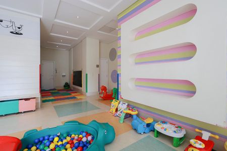Apartamento à venda com 89m², 3 quartos e 2 vagas Apartamento à venda com 89m², 3 quartos e 2 vagasÁrea comum - Brinquedoteca