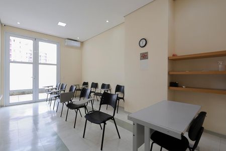 Apartamento à venda com 89m², 3 quartos e 2 vagas Apartamento à venda com 89m², 3 quartos e 2 vagasÁrea comum - Sala de estudos