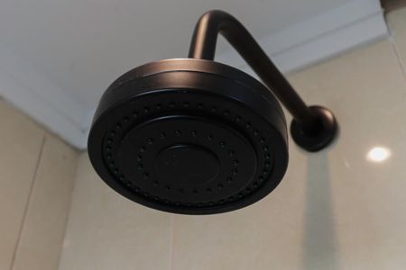 Apartamento à venda com 89m², 3 quartos e 2 vagas Apartamento à venda com 89m², 3 quartos e 2 vagasBanheiro da suíte 1