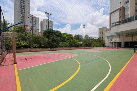 Apartamento à venda com 89m², 3 quartos e 2 vagas Apartamento à venda com 89m², 3 quartos e 2 vagasÁrea comum - Quadra esportiva