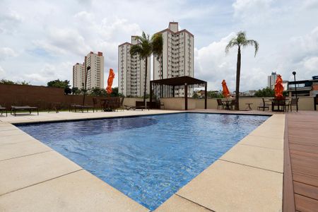 Apartamento à venda com 89m², 3 quartos e 2 vagas Apartamento à venda com 89m², 3 quartos e 2 vagasÁrea comum - Piscina 2