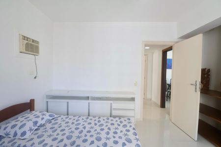 Apartamento para alugar com 100m², 3 quartos e 1 vaga Apartamento para alugar com 100m², 3 quartos e 1 vagaQuarto