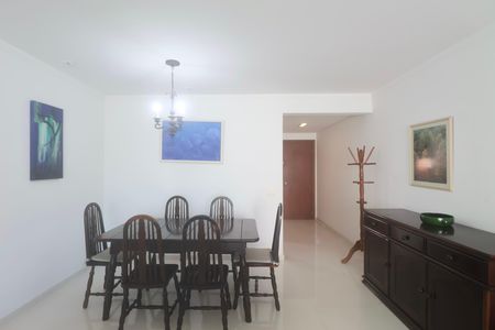 Apartamento para alugar com 100m², 3 quartos e 1 vaga Apartamento para alugar com 100m², 3 quartos e 1 vagaSala