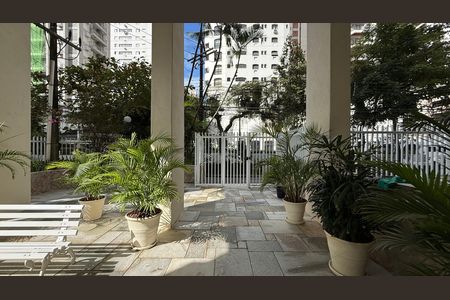 Fachada de apartamento para alugar com 3 quartos, 100m² em Centro, Guarujá