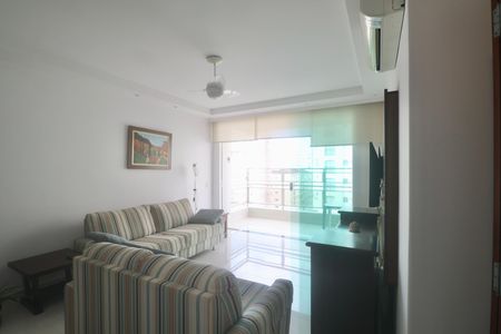 Apartamento para alugar com 100m², 3 quartos e 1 vaga Apartamento para alugar com 100m², 3 quartos e 1 vagaSala