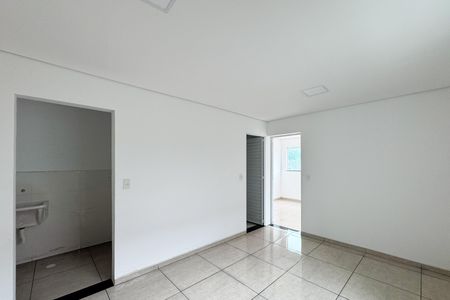 Cozinha  de apartamento para alugar com 1 quarto, 54m² em Jardim Silvina, São Bernardo do Campo