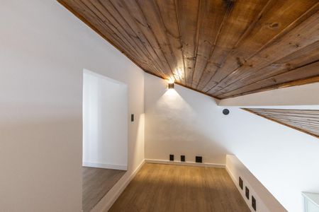 Casa à venda com 3 quartos, 100m² em Vila Romana, São Paulo