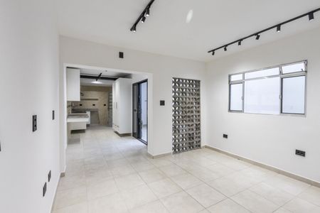 Casa à venda com 3 quartos, 100m² em Vila Romana, São Paulo