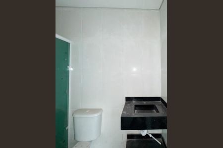Banheiro Social de apartamento para alugar com 1 quarto, 54m² em Jardim Silvina, São Bernardo do Campo