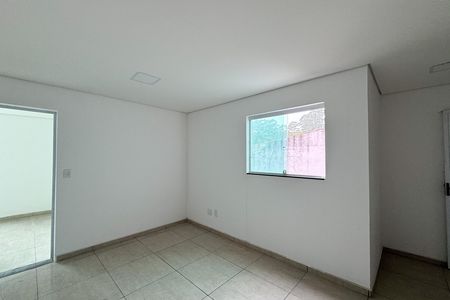 Cozinha  de apartamento para alugar com 1 quarto, 54m² em Jardim Silvina, São Bernardo do Campo
