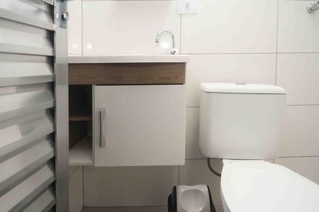 Banheiro da Suite de casa para alugar com 1 quarto, 35m² em Jardim Marília, São Paulo