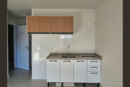 Cozinha de apartamento para alugar com 1 quarto, 22m² em Posse, Nova Iguaçu