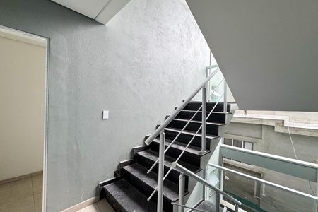 Entrada  de apartamento para alugar com 1 quarto, 54m² em Jardim Silvina, São Bernardo do Campo