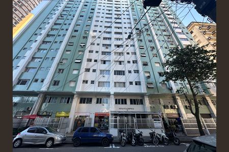 Fachada de apartamento para alugar com 1 quarto, 43m² em Boa Vista, São Vicente