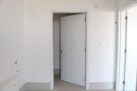 Cozinha de apartamento à venda com 3 quartos, 182m² em Alto de Pinheiros, São Paulo