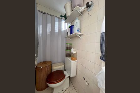 Banheiro de serviço de apartamento à venda com 3 quartos, 97m² em Vila Moinho Velho, São Paulo