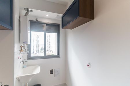 Área de Serviço de apartamento para alugar com 2 quartos, 55m² em Vila Mogilar, Mogi das Cruzes
