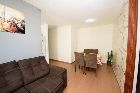 Sala de apartamento à venda com 2 quartos, 60m² em Jardim Riacho das Pedras, Contagem