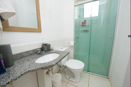 Banheiro 2 de apartamento à venda com 2 quartos, 60m² em Jardim Riacho das Pedras, Contagem