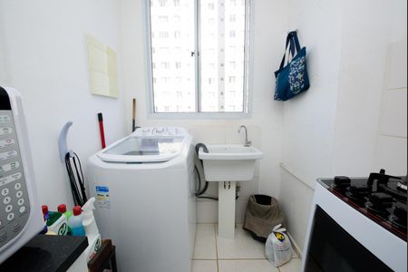 Apartamento à venda com 60m², 2 quartos e 1 vaga Apartamento à venda com 60m², 2 quartos e 1 vagaCozinha e Área de Serviço