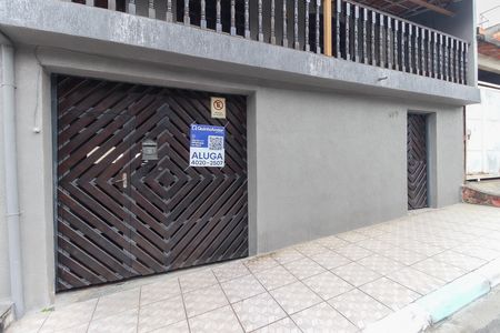 Casa para alugar com 200m², 3 quartos e sem vaga Casa para alugar com 200m², 3 quartos e sem vagaFachada
