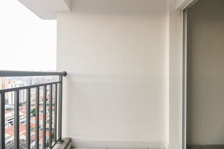 Apartamento à venda com 44m², 1 quarto e sem vaga Apartamento à venda com 44m², 1 quarto e sem vagaVaranda