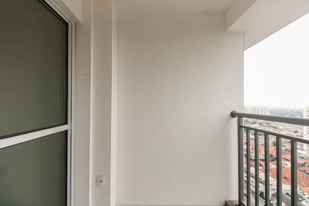 Apartamento à venda com 44m², 1 quarto e sem vaga Apartamento à venda com 44m², 1 quarto e sem vagaVaranda