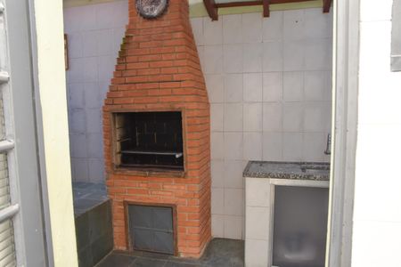 Casa à venda com 197m², 3 quartos e 3 vagas Casa à venda com 197m², 3 quartos e 3 vagasChurrasqueira