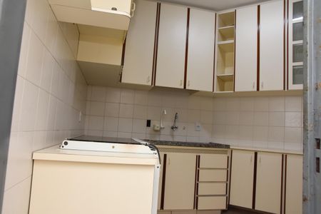 Casa à venda com 197m², 3 quartos e 3 vagas Casa à venda com 197m², 3 quartos e 3 vagasCozinha armários