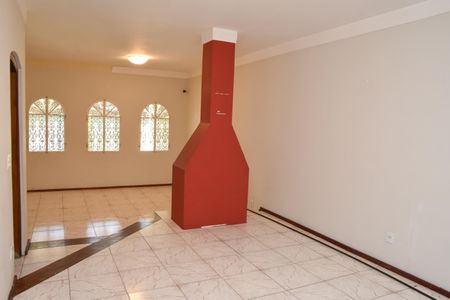 Casa à venda com 3 quartos, 197m² em Jardim Torres Sao Jose, Jundiaí