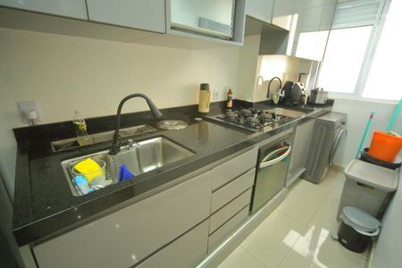 Cozinha  de apartamento à venda com 2 quartos, 47m² em Irajá, São Bernardo do Campo